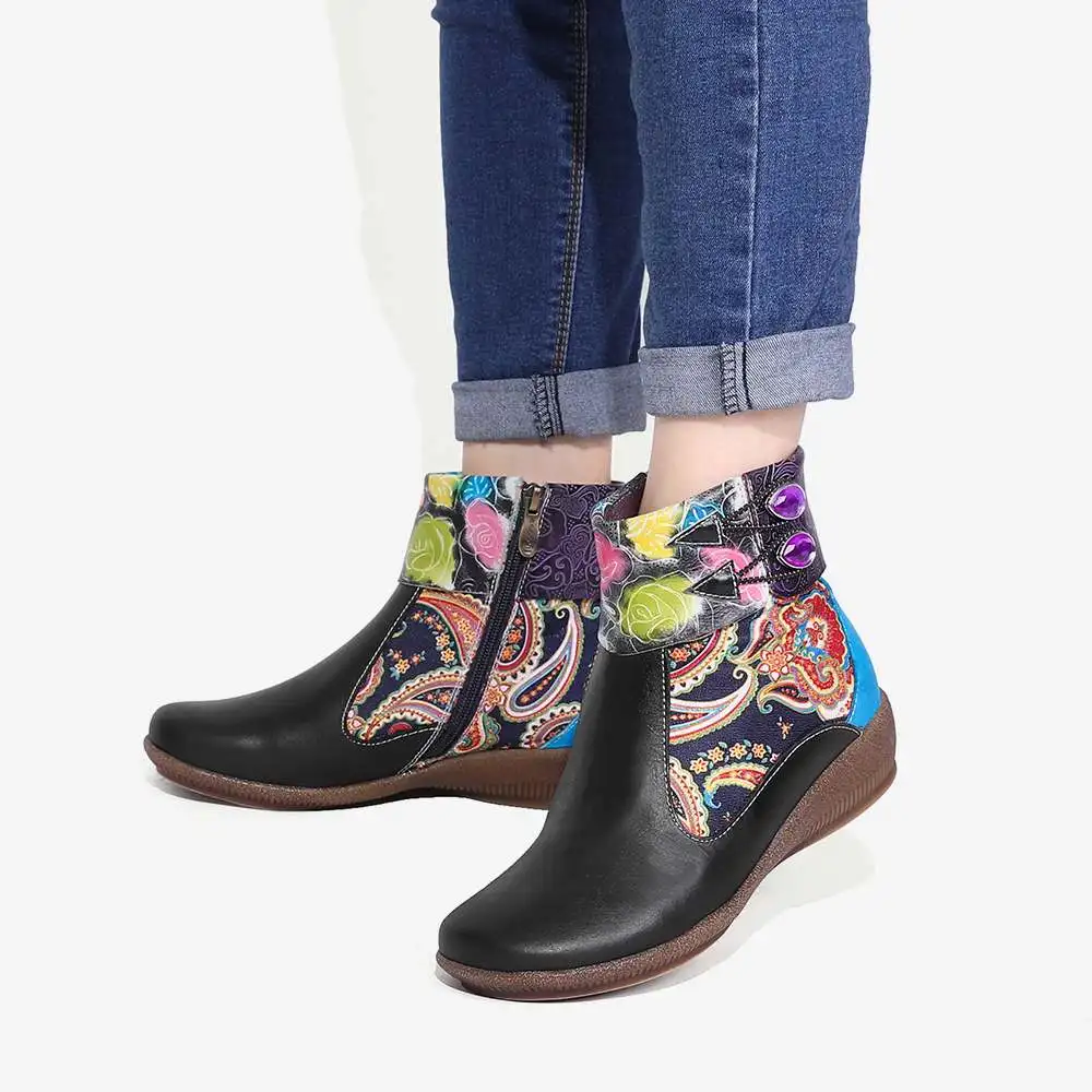 SOCOFY botas mujer; удобные черные ботильоны из натуральной кожи на плоской подошве в стиле ретро с рисунком розы; женская обувь на каблуке; вечерние зимние ботинки; коллекция года