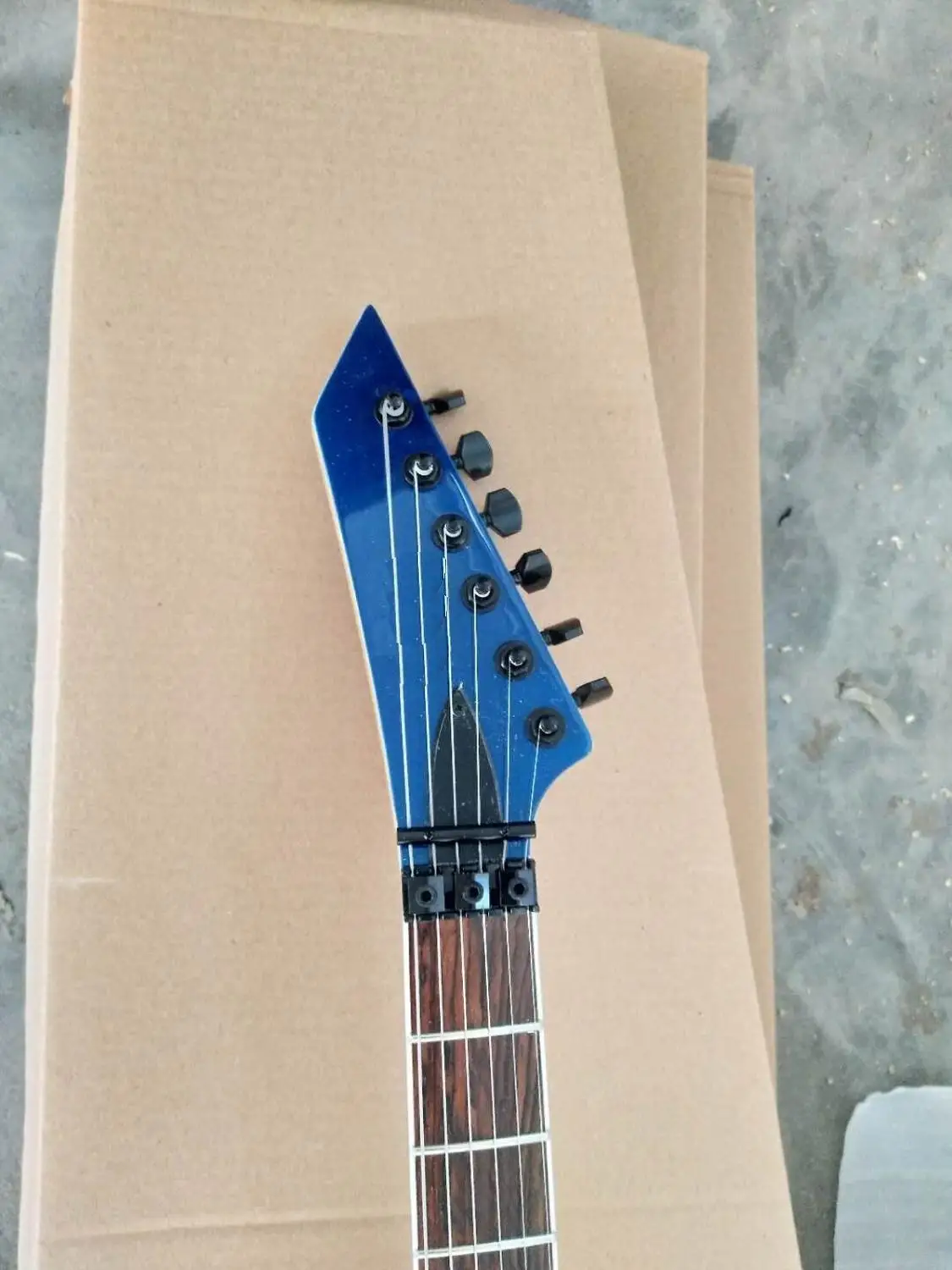 Оптовая продажа электрогитара на заказ модель Espmodel высокое качество Blue Burst 181006 |