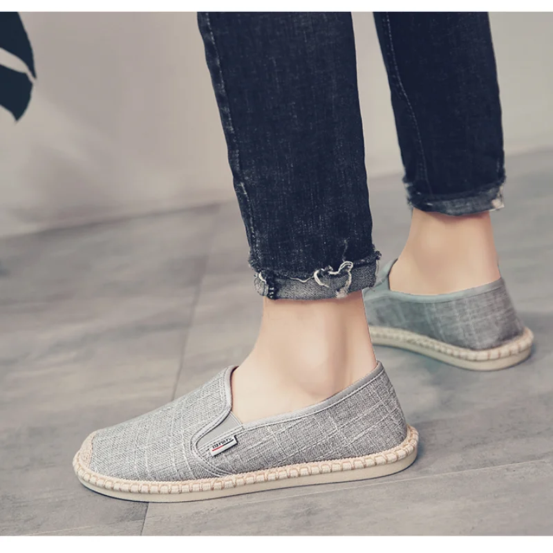 

2021 Spring Autumn New Men's Vulcanize Shoes Comfortable Slip-on Low Heel Shallow Canvas Shoes Breathable Suitable for Outside