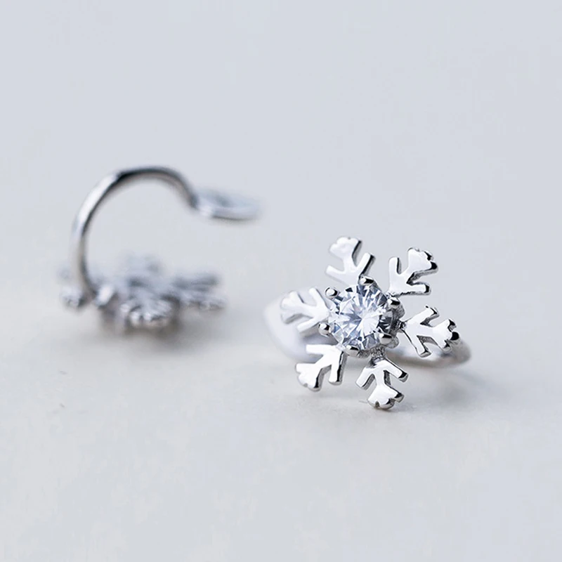 

Christmas Snowflake Ear Cuff 925 Sterling Silver Non-Piercing Ear Clips Fake Cartilage Earrings Clip Earrings For Women Jewelry
