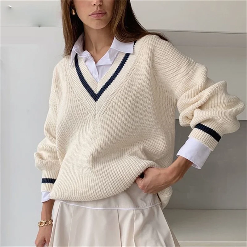 

2021 Autumn Fashion Style Women's Casual Stitching Contrast Color Slimming Loose Long-sleeved Sweater Women Pull Over Sweater