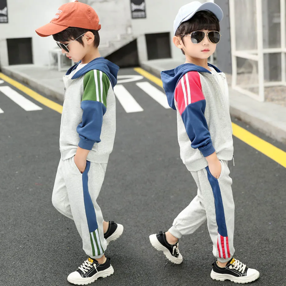 Куртка с капюшоном и штаны для мальчиков повседневный спортивный костюм в стиле