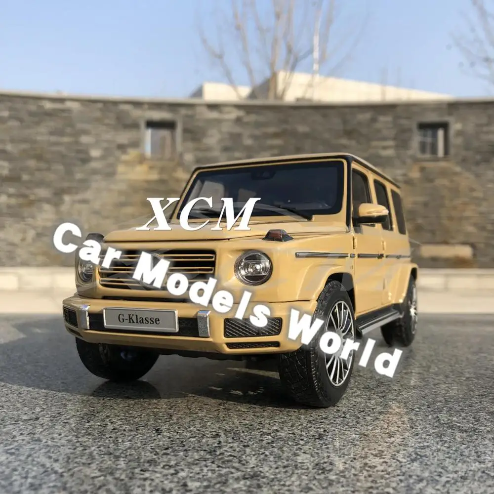 Литая модель автомобиля Minichamps G Class (W 463) (желтый) 1:18 + небольшой подарок!|Наземный