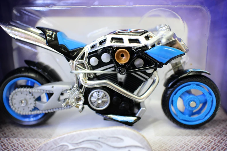 

1:18 Motorcycle Collection of Die-casting Simulation Alloy Model Car Children Toys