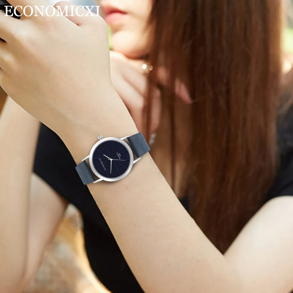 

2021 NEW Watchs Women's Fashion Simplicity Roman Numerals Watch Leather Band Stainless Steel Dial Analog Quartz Wrist Watches