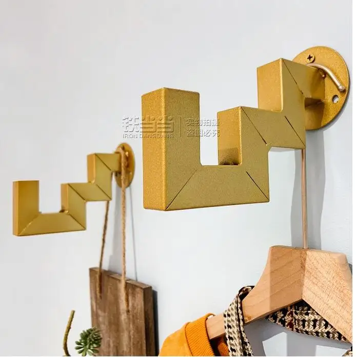 

Clothing display rack wall hook golden wall hanging creative display rack single hook clothes hanger hook on the wall clothing r