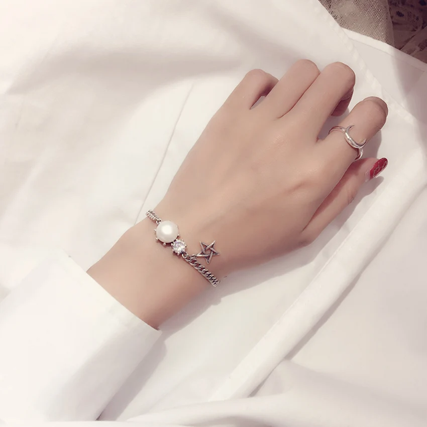 

S925 silver Bracelet small crowd Design European and American temperament high quality jewelry lady Simple Buckle Stars bracelet
