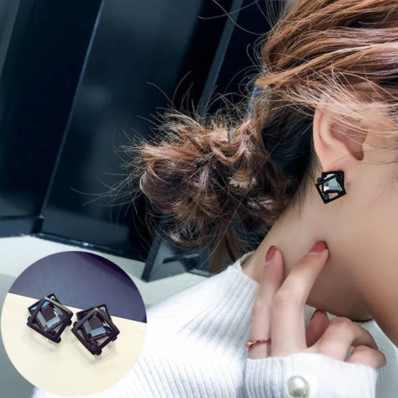 

Geometric Crystal Women Trendy Stud Earrings 2020 New Fashion Simple Black Square Earrings Female Jewelry
