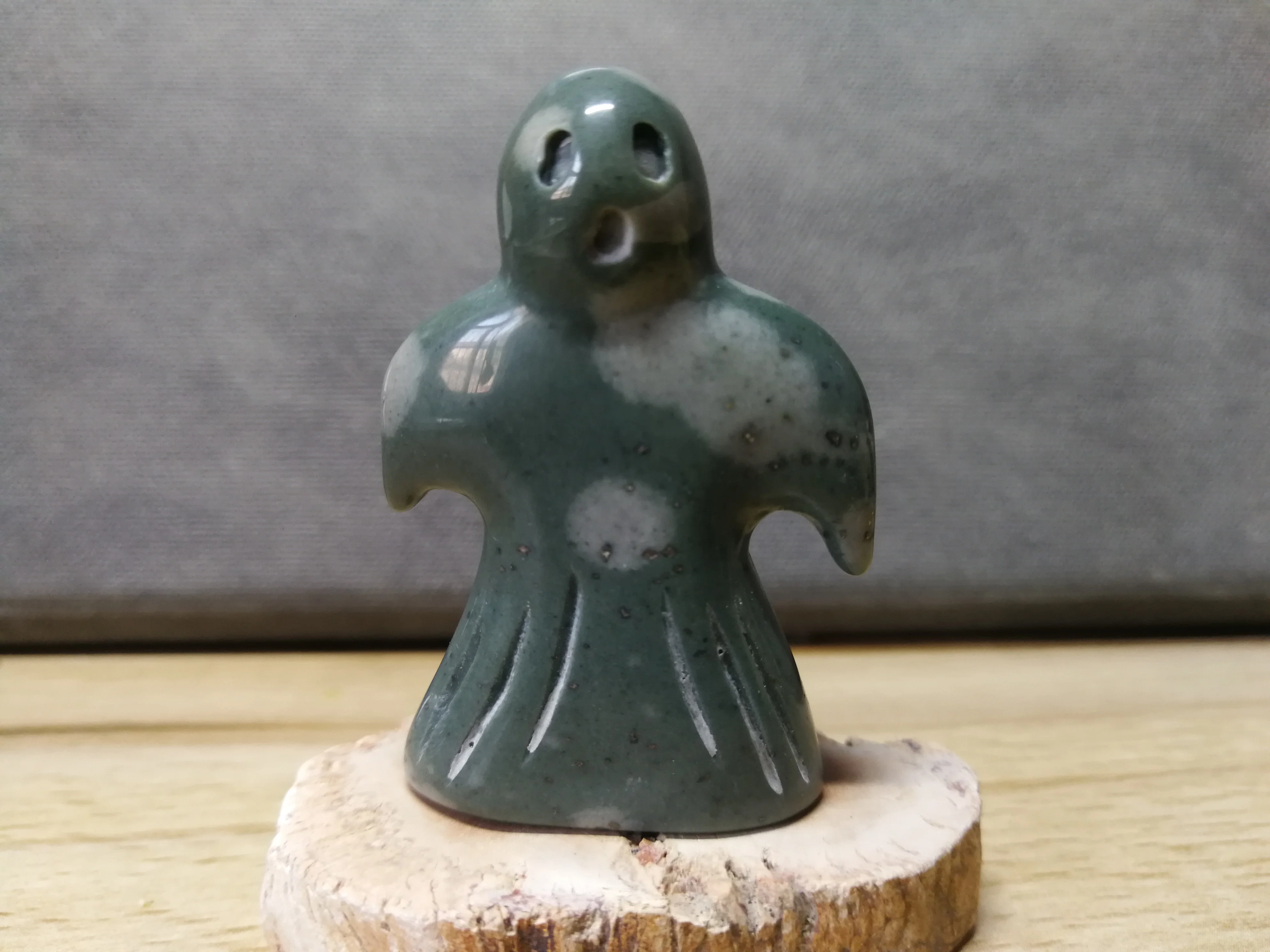 

50,0 г; Натуральный зеленый опал, вырезанный призрак из кристалла, волшебная энергия-20