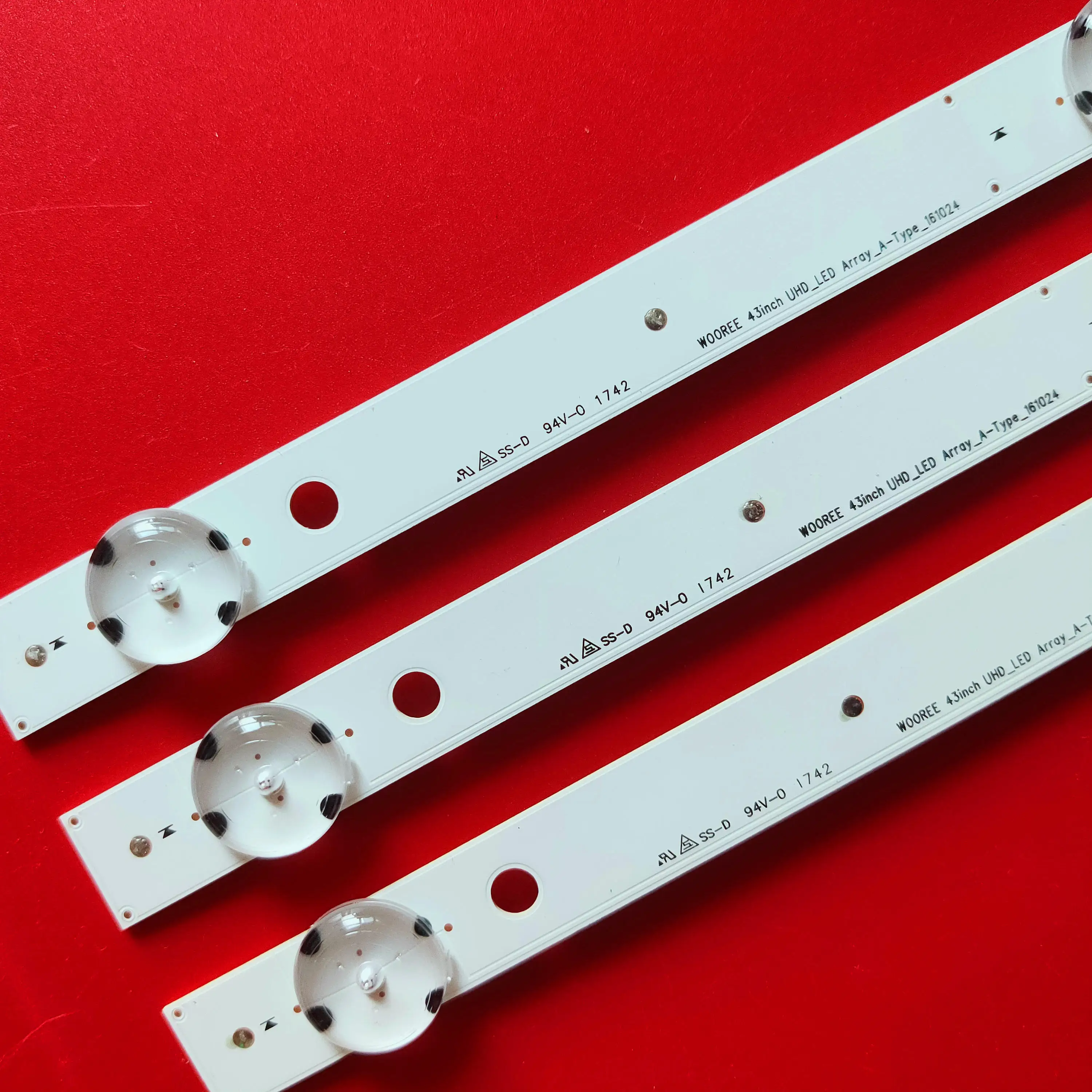 

100% Original new led backlight for 43inch tv LG Innotek 17Y 43inch A Type LED ARRAY Rev0.0 160907 1pcs=7led 3v 827mm