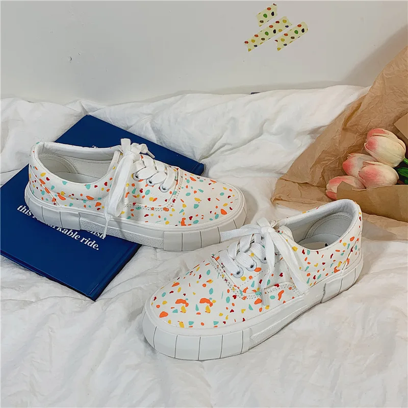 

Spring and Summer Low-Top Canvas Shoes Women's White Spot Color Cartoon Flat White Shoes Women's Shoes Flat Shoes