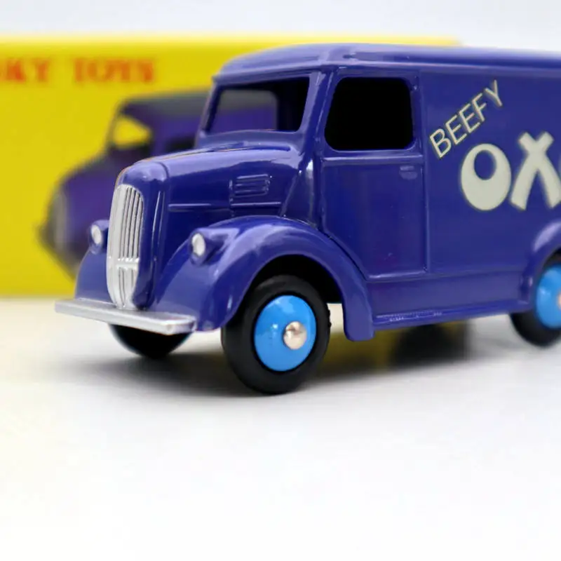 Игрушки Atlas Dinky 453 для фургона 15 янв cwt VAN OXO литые модели автомобилей коллекционные