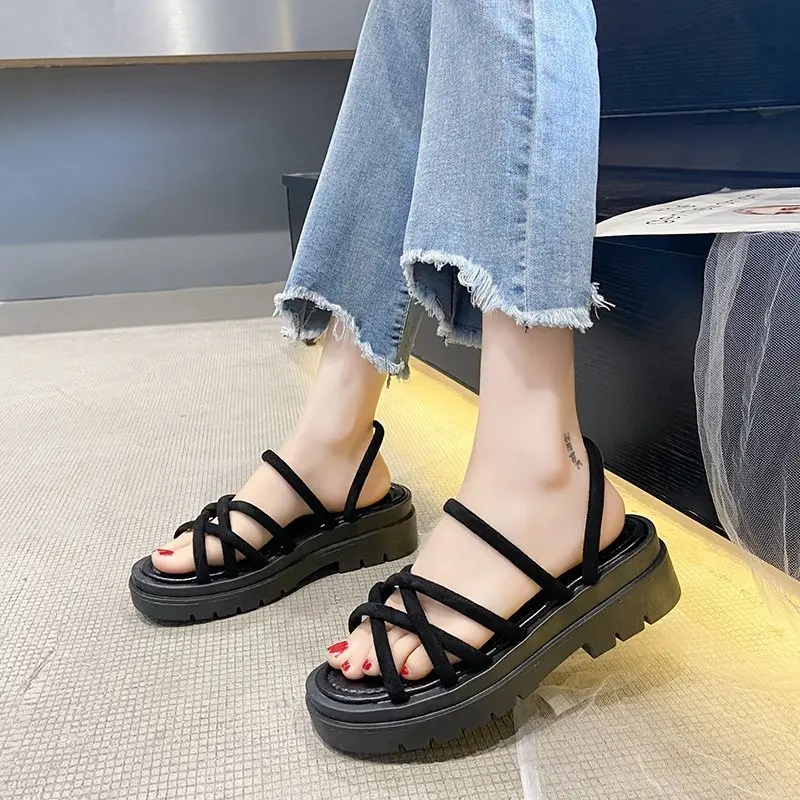 Сандалии женские на толстой подошве уличные пляжные босоножки для отдыха в стиле