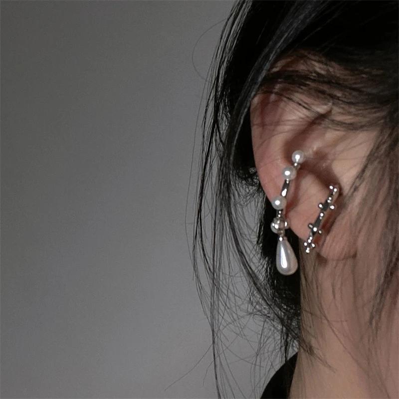 

2-Piece Set Of New Exquisite Drop-Shaped Imitation Pearl Pendant Earrings Simple Fashion Ear Clip Women's Jewelry Best Gift