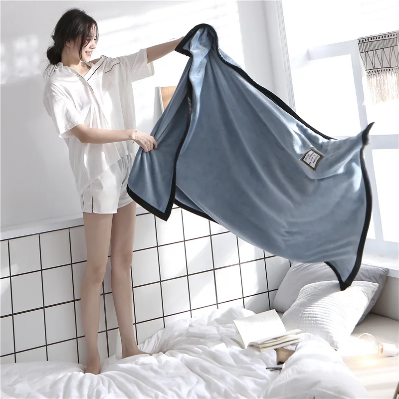Blanket office nap single winter warm coral Wool Blanket Quilt thickened for all seasons Anti-pilling for both men and women