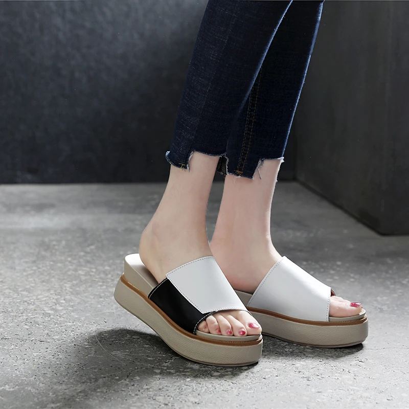 

Women's leather slippers summer fashion word high-heeled sandals and slippers comfortable thick-soled women's wear slippers