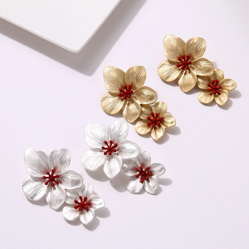 Yhpup Trendy Sweet Romantic Baroque Flower Dangle Earrings Zinc Alloy Gold Silver Earrings Vintage Brincos for Women Party Gift