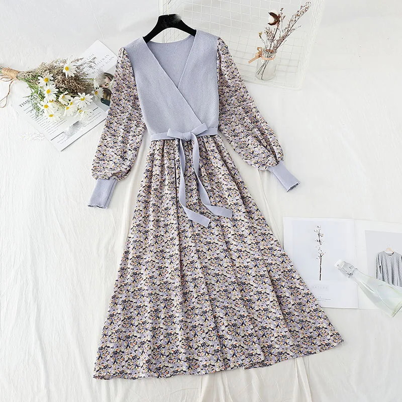

New Spring and Autumn Women Knitted Dress V-neck bowknot knitted dress women 2021 new slim and slim floral floral Knitted dress