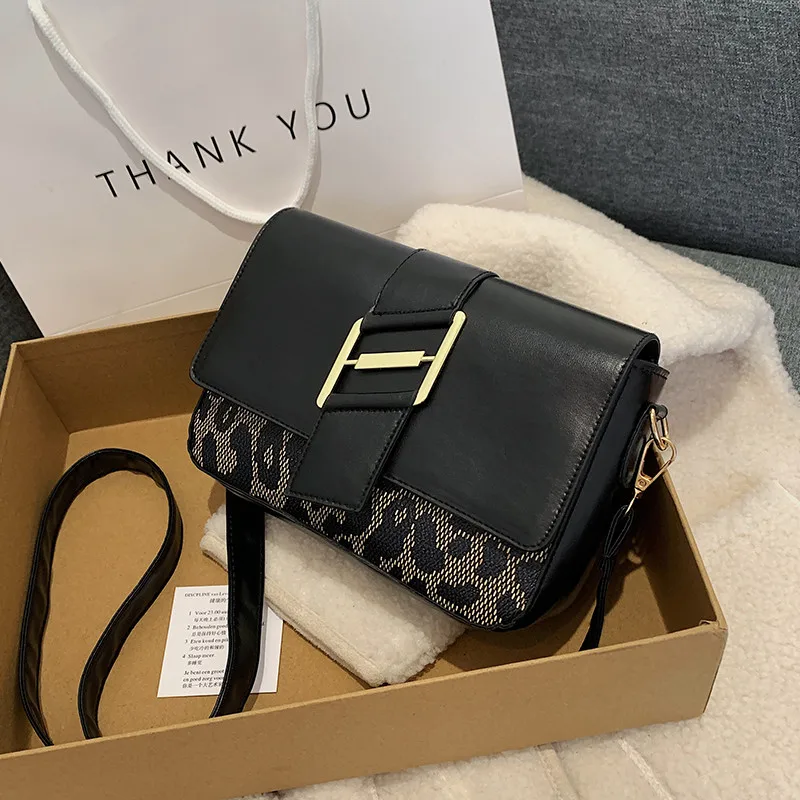 

Квадратная сумка-мессенджер из искусственной кожи с леопардовым рисунком