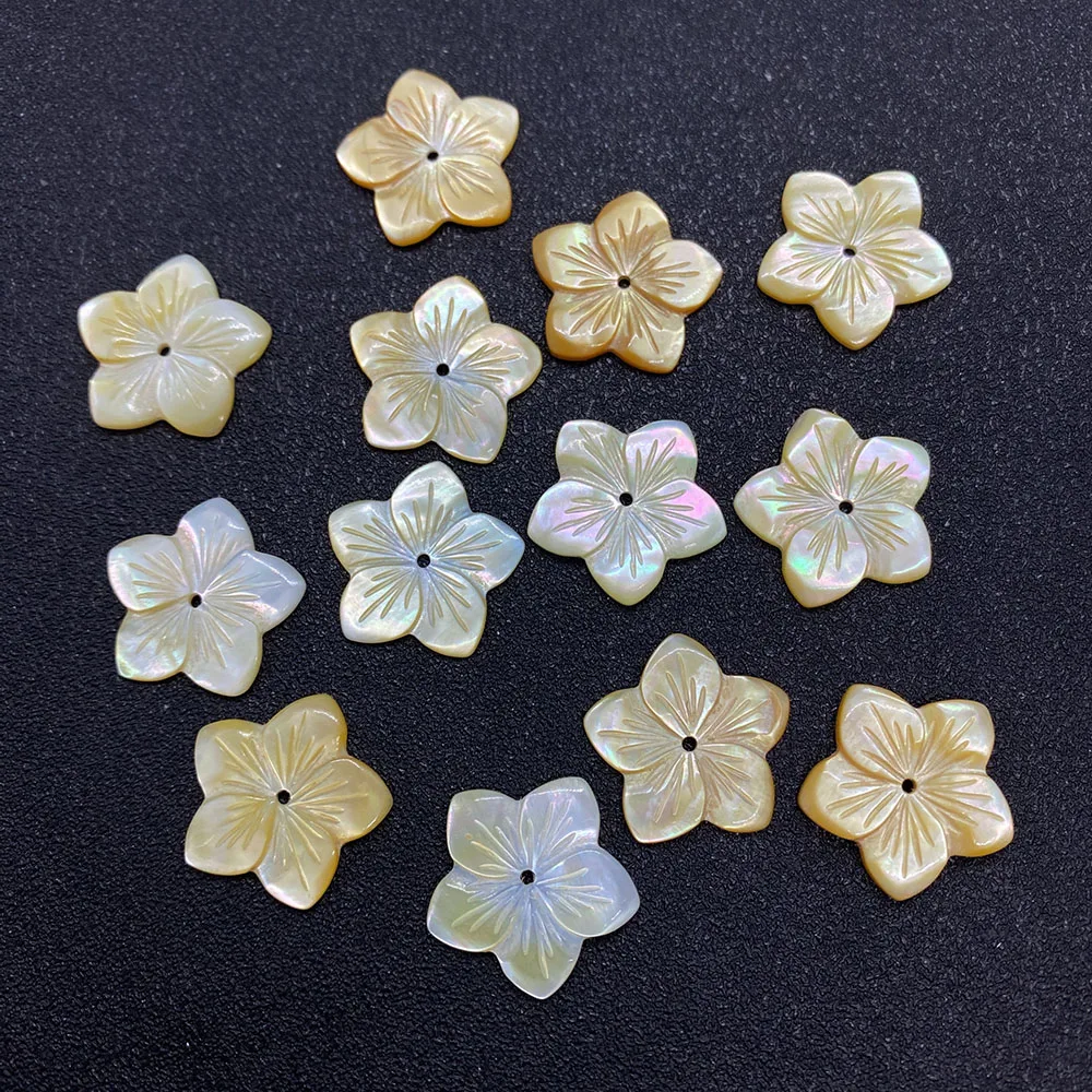 

Freshwater Shell Beads Cherry Blossom Shaped Small Pendant Bracelet Necklace Earrings Handmade Jewelry Accessories Decoration