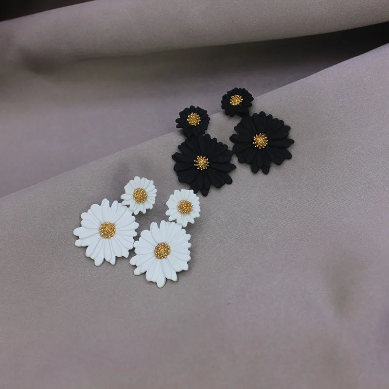 Женские серьги-гвоздики с цветком Маргаритки | Украшения и аксессуары