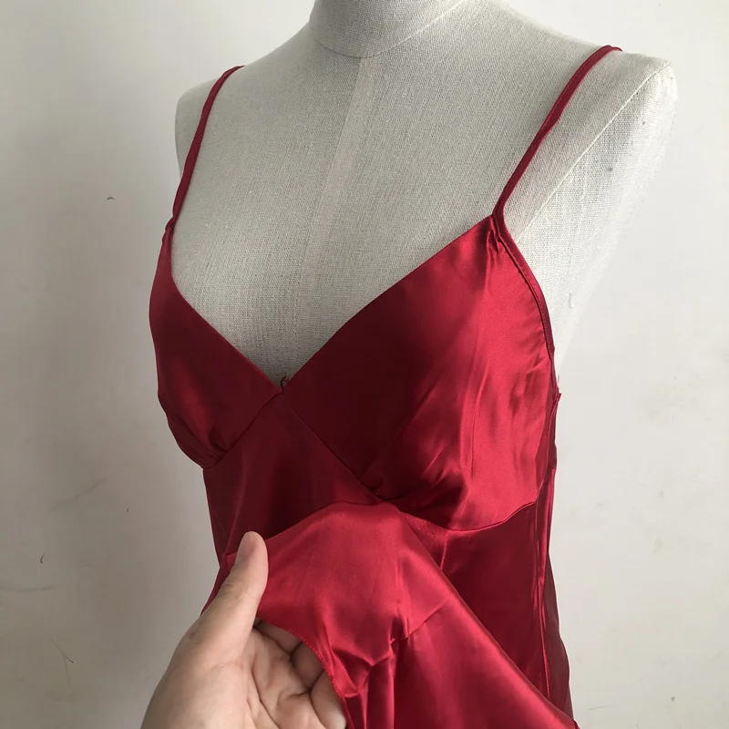 

Pajamas Women 's Wedding Morning Gowns Sling Bride and Bridesmaid Hand Gift Exposure-Proof Belt Chest Pad Nightdress Sexy Sling