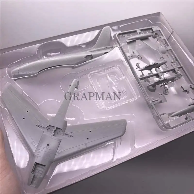 Сборная модель военного самолета в масштабе 1/72 коллекция боевиков Второй