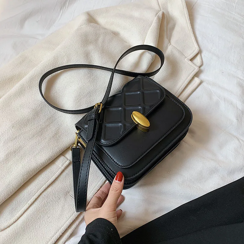 

Textured mini portable women's bag 2021 autumn new fashion retro one-shoulder diamond small square bag messenger bag