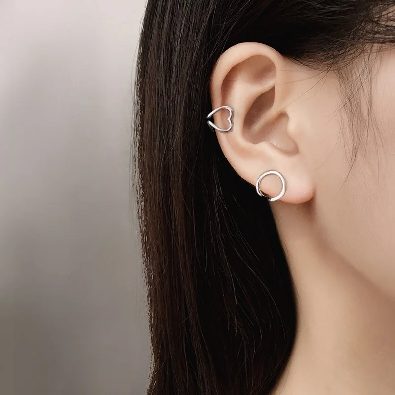 

A Two-wear Geometric Ear Clip Female Simple Student Compact Trendy Love Ear Clip Without Pierced Ears