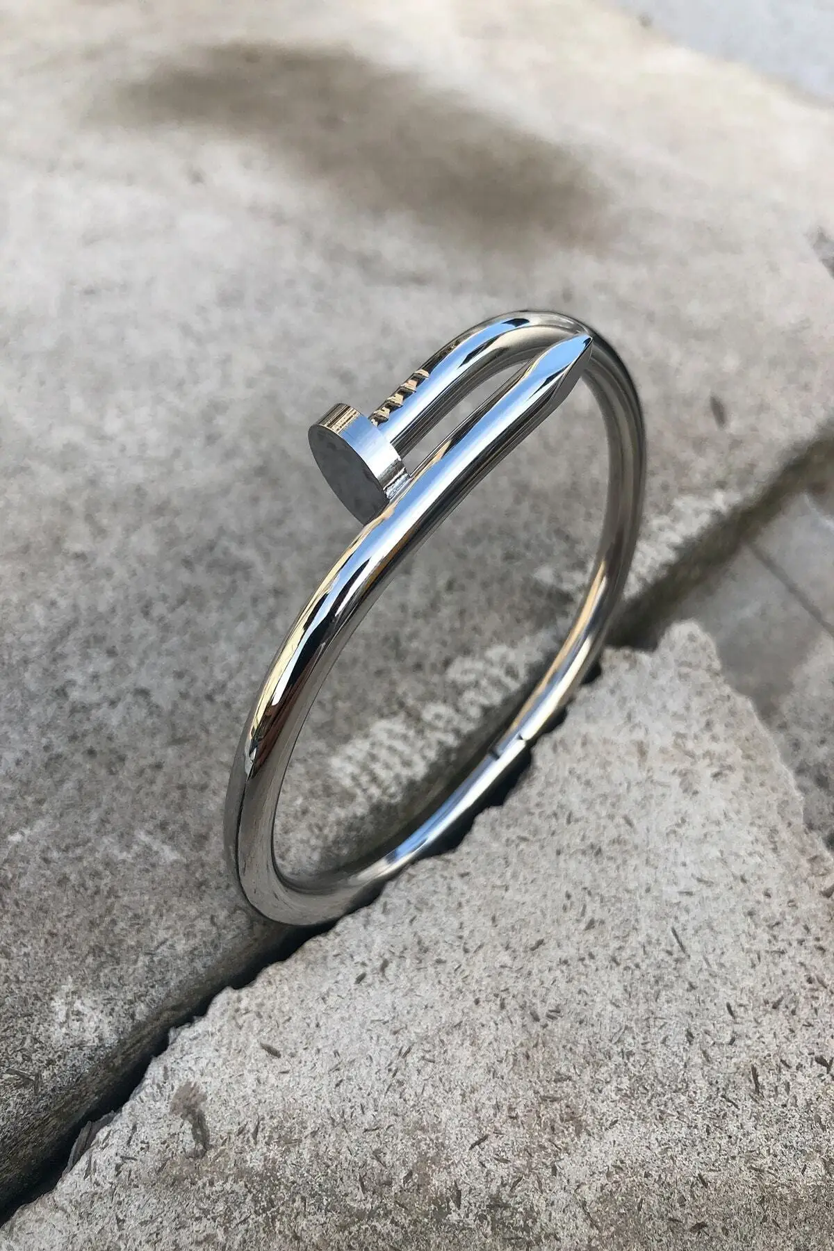 

Unisex Nail Model Tarnproof Steel Bracelet 2021 fashion