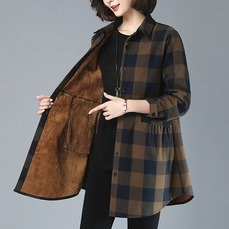 

2023 Autumn Winter Mid-length Women Cotton (plus velvet) Plaid Blouse & Shirt Plus size Female Loose Long-sleeve Casual Blouses