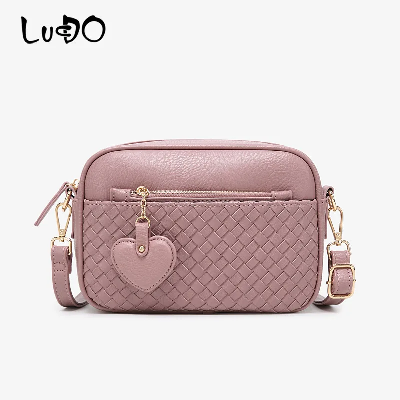 

LUCDO , - 2020