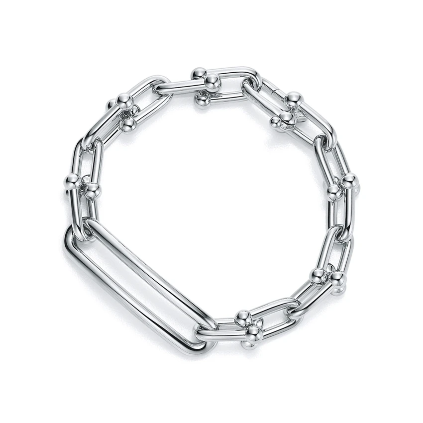 

New fashion boutique medium chain three color bracelet