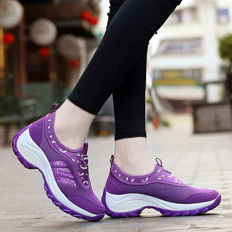 Женские туфли на платформе черные повседневные Балетки без застежки