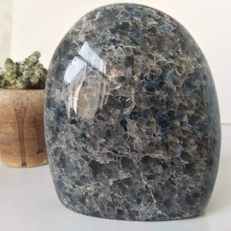 Необычные синие кристаллы omg из натурального камня светящиеся точки красивое