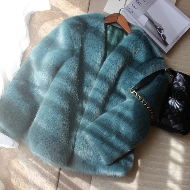 

Elegant women fake fox fur jackets 2020 winter female short Turquoise Green faux fur coats A334