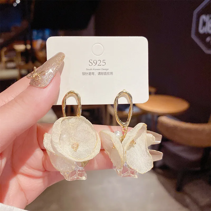 

2021 New Jewelry Korean Sweet Black White Bowknot Women Earrings Sweet Fabric Lace Bow Fashion Drop Earrings Jewelry Gift