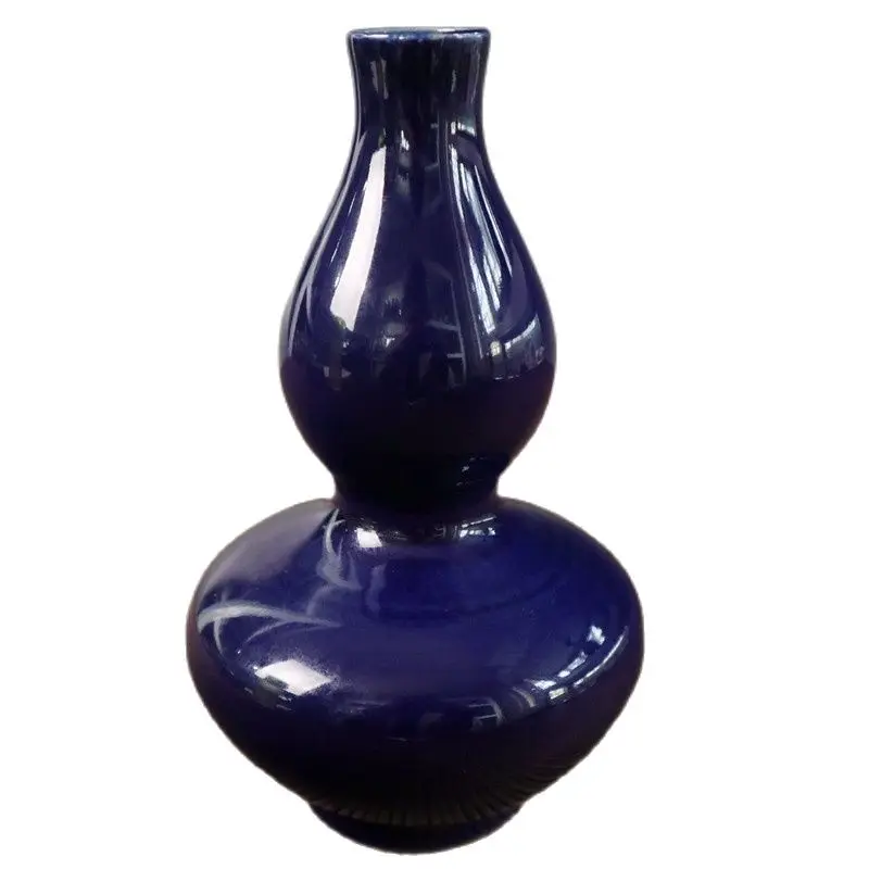 

Chinese Old Porcelain Calabash Vase With Ji Blue Glaze
