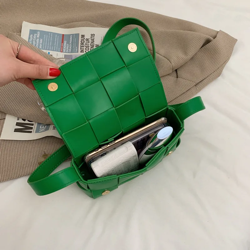 

Leather Woven Small Waist Bags For Women Luxury Brand Bag Luxury Weave Cassette Waist Belt Bag 2021 Trend Chest Pouch Female
