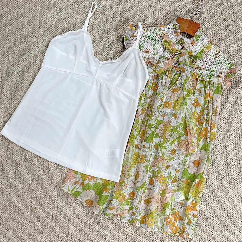 Есть высокое качество маленький сексуальный шелковый жилет с цветочным принтом