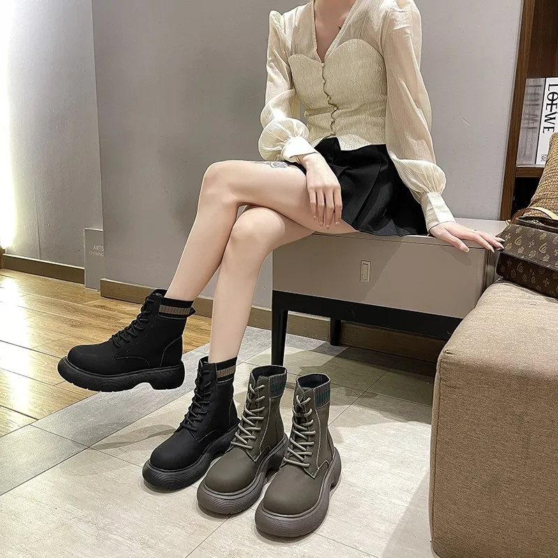 

Hong Kong Martin Boots Women's Boots In Autumn British Fashion Short Boots 2021 New Low Barrel Women's Boots Wholesale.