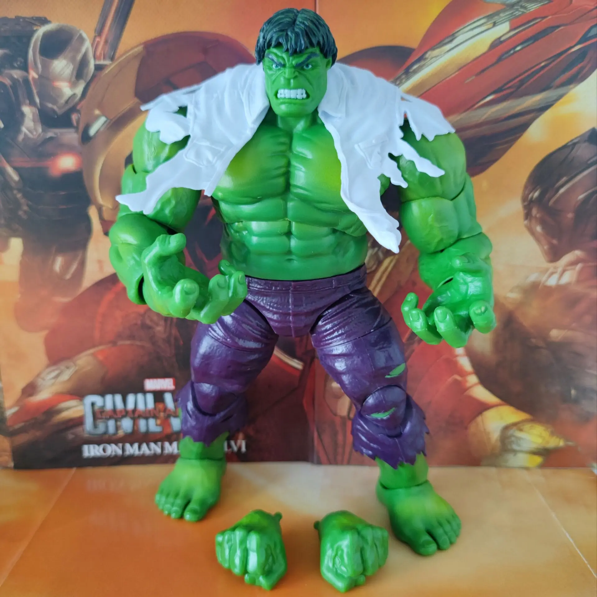 Фигурка героя Marvel Legends 80th Incredible Hulk из 2 пакетов эксклюзивная свободная