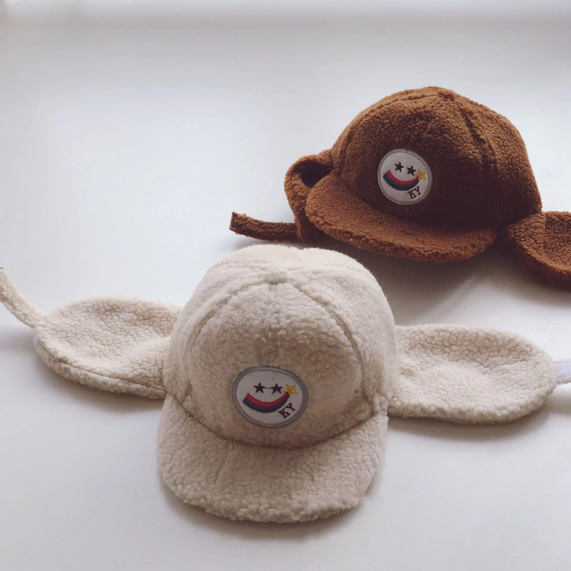 Детские шапки зимние детские бейсболки теплые наушники детская шапка Lei Feng