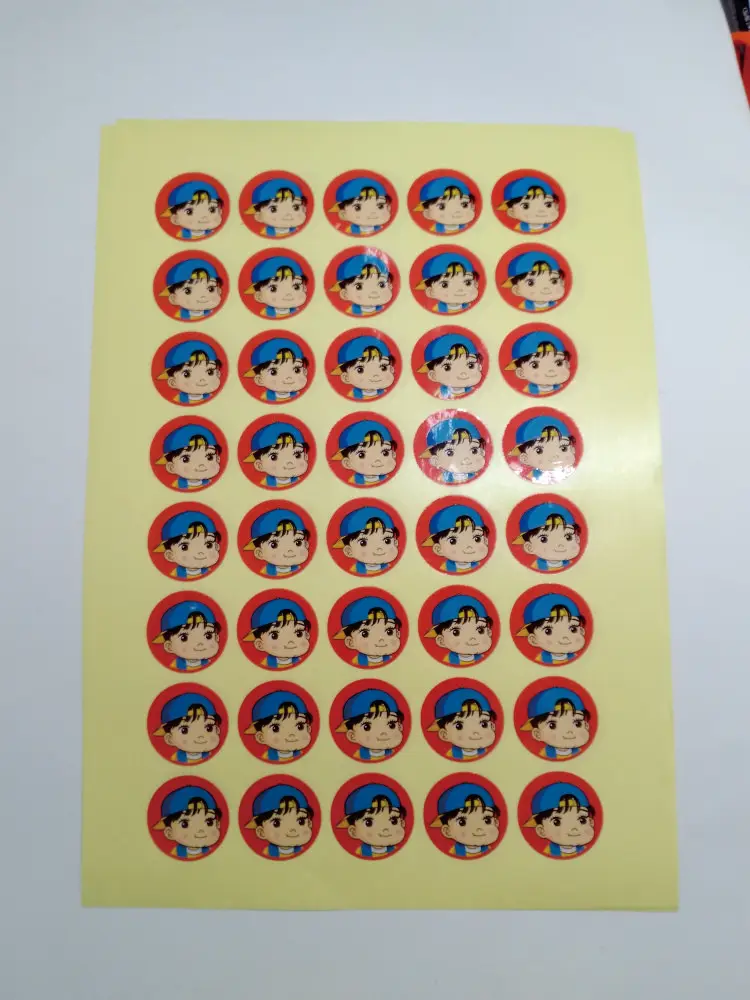 

30mm round glossy packing sticker label printing custom
