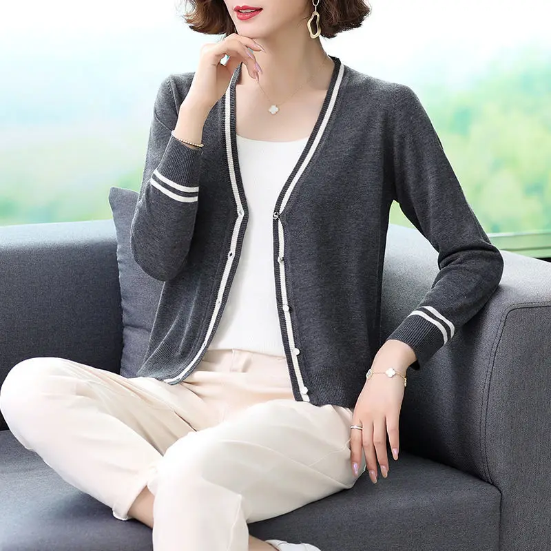 

Autumn and winter sweater jacket 2021 new autumn and winter women's jacket T-shirt