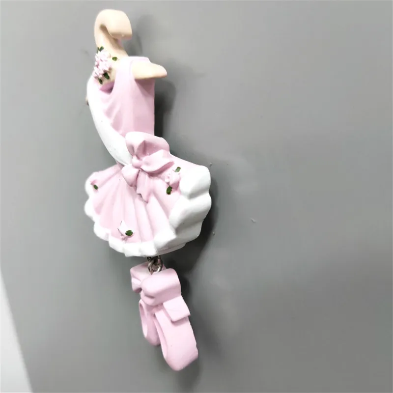 

Cartoons Ballet Car Ornaments Car Vents Perfume Clip Air Freshener Automobile Interior Fragrance Decoration
