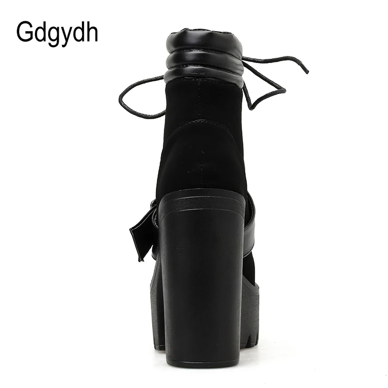 Женские ботинки из флока Gdgydh черные обувь на платформе со шнуровкой массивном