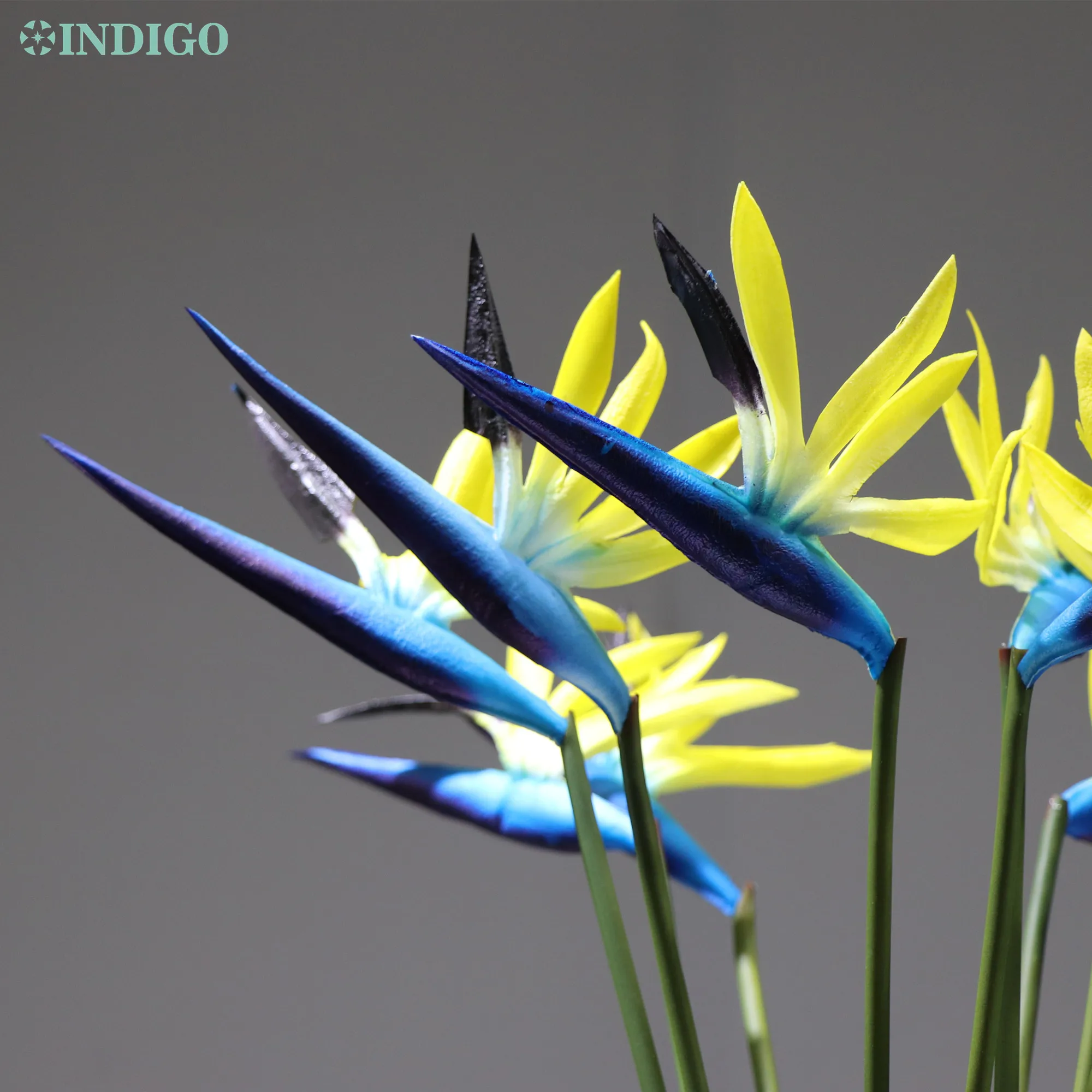 

INDIGO - 9pcs/Lot Red Bird Of Paradise Small Size Foam Real Touch Flower Waterproof Decorative Artificial Flower Wedding Party