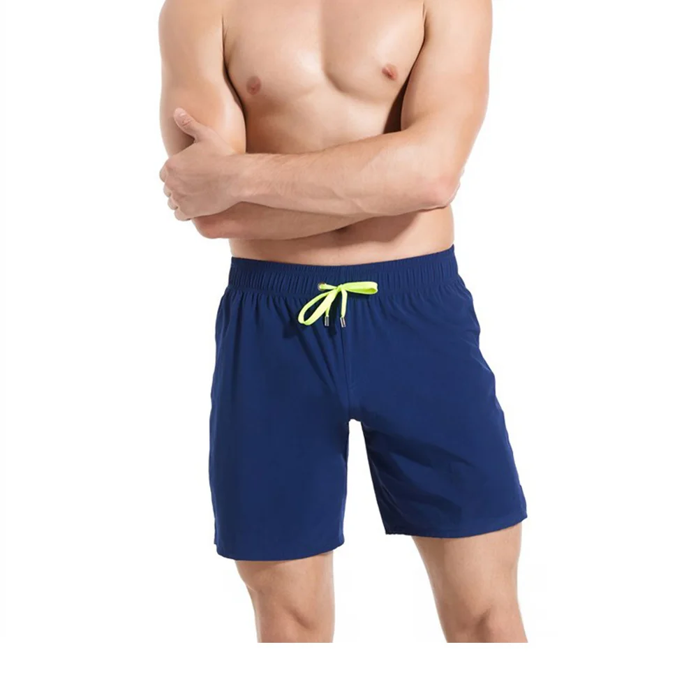 

2020 мужские новые пляжные брюки чистый цвет тонкие быстросохнущие брюки Европейская и американская мода тонкие спортивные шорты пляжные плавки