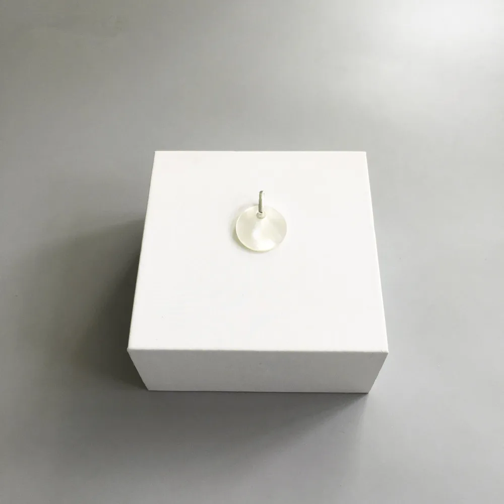 Подвеска из стерлингового серебра 925 пробы с маленькими жемчужинами и орнаментом